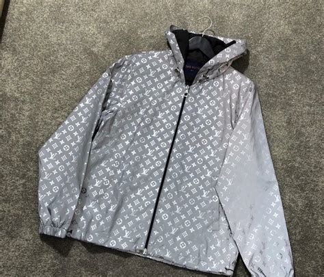 louis vuitton jacket wind